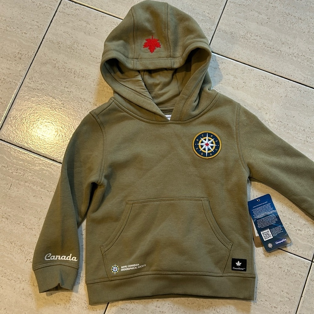 NWT Canada Geographical Society hoodie size 4T